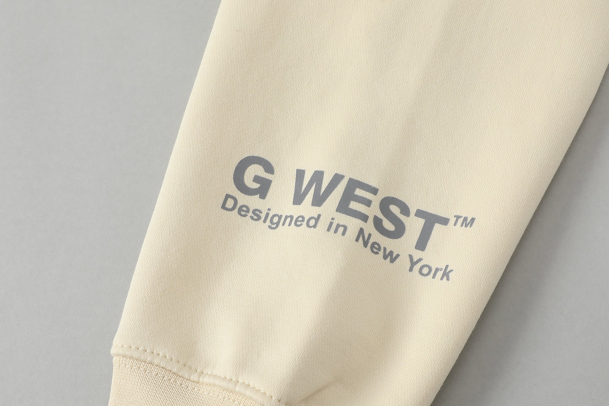 G WEST SMALL CHEST LOGO HOODIE